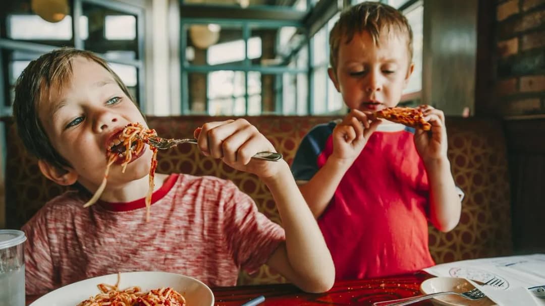 Zdrowe przepisy dla dzieci na obiad, które zachwycą każde podniebienie