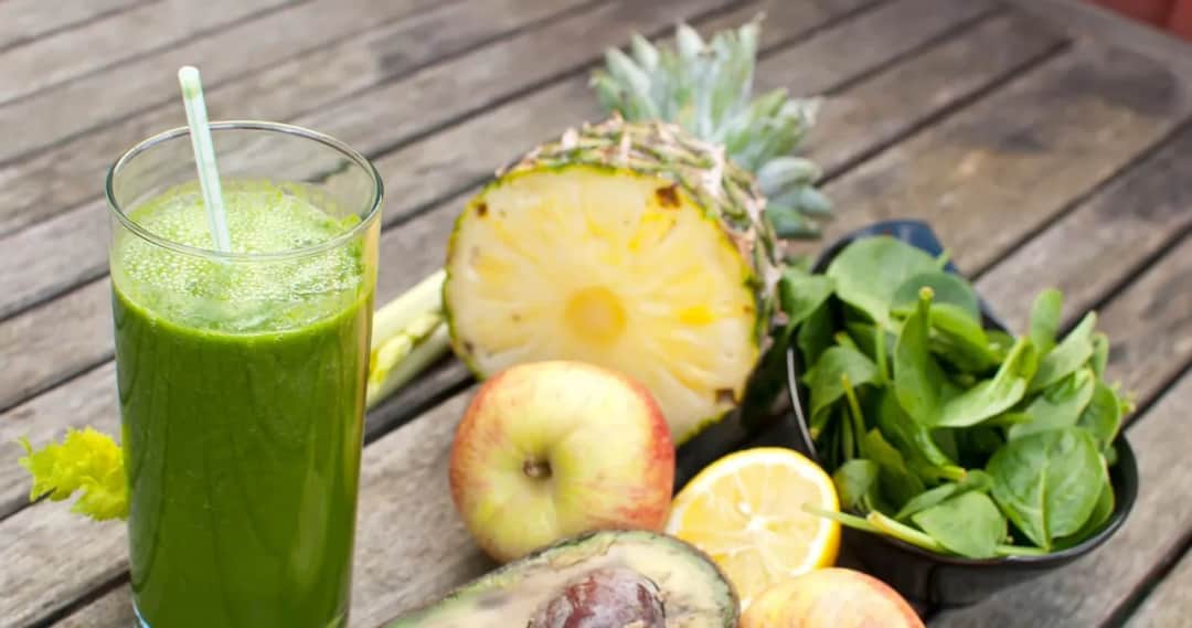 Na czym polega detoks wegański i jak poprawia zdrowie?