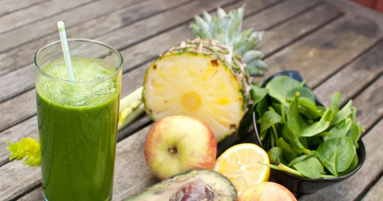 Na czym polega detoks wegański i jak poprawia zdrowie?