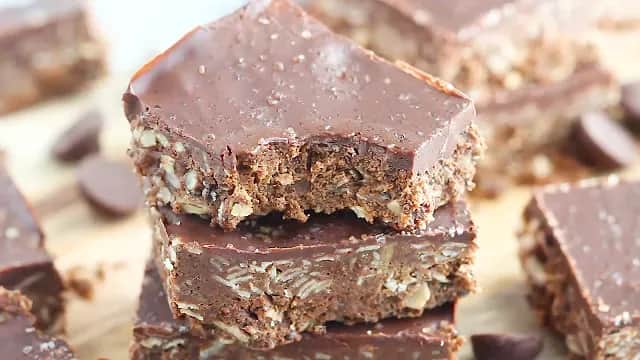 Jak zrobić batona proteinowego w prosty sposób - zdrowe przepisy