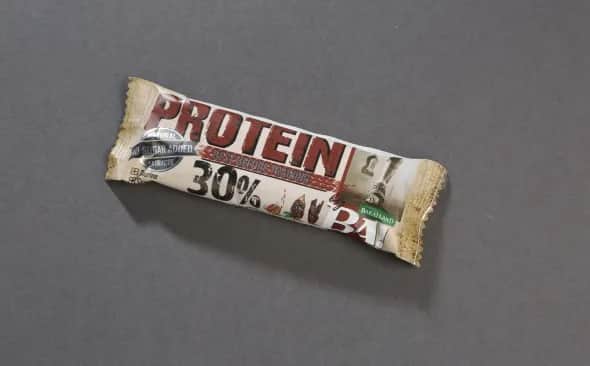 Ile kalorii ma baton proteinowy? Sprawdź, co naprawdę jesz