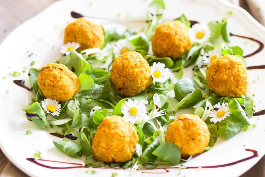 Dania wegańskie – co to jest i dlaczego warto je jeść?