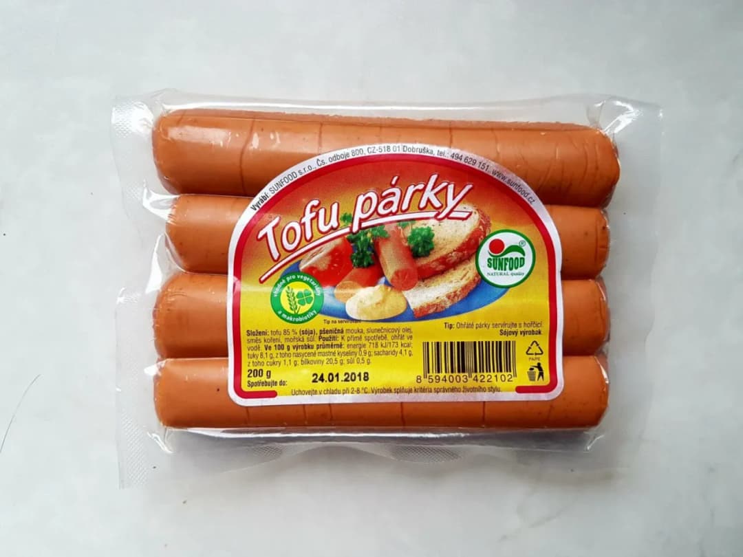 Gdzie kupić wegańskie parówki? Sprawdź najlepsze opcje w Polsce