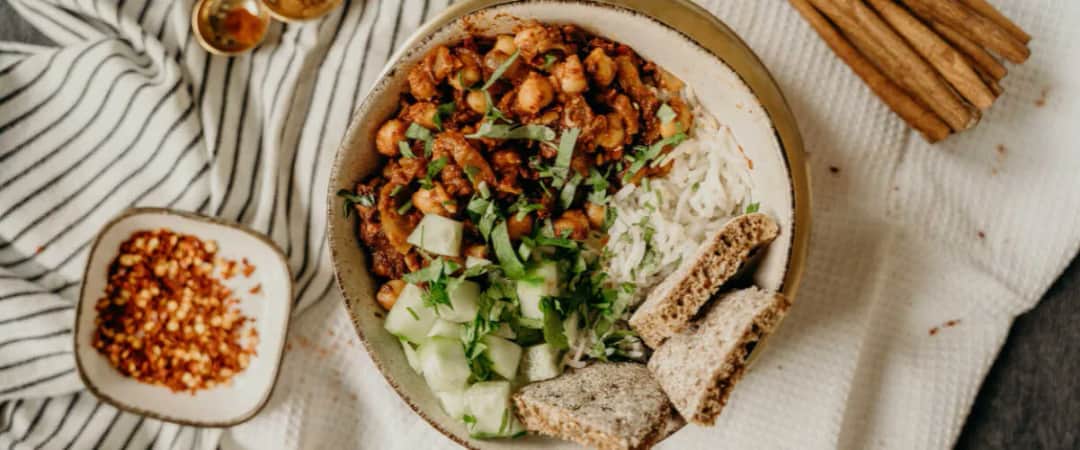 Czym zastąpić białko w diecie wegańskiej, aby uniknąć niedoborów?