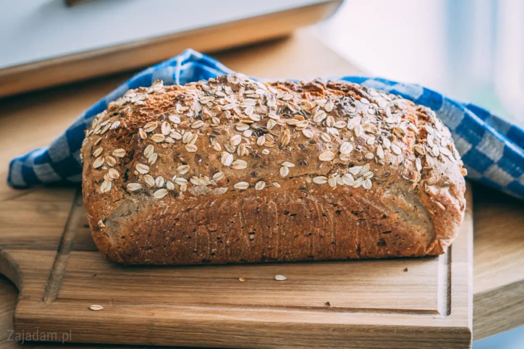 Przepis na zdrowy chleb z maszyny, który zmieni Twoje pieczenie