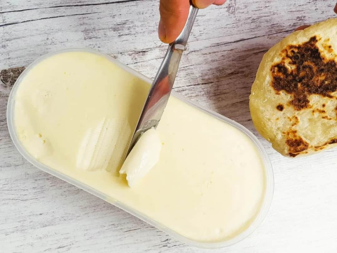 Czy masło roślinne jest wegańskie? Odkryj prawdę o składnikach