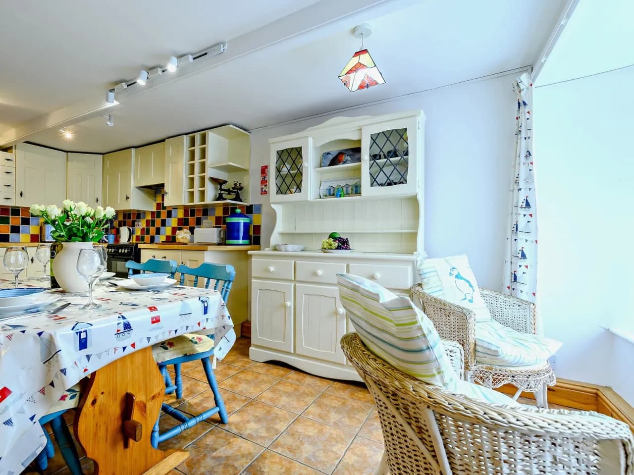 Self catering co to? Poznaj zalety i opcje zakwaterowania